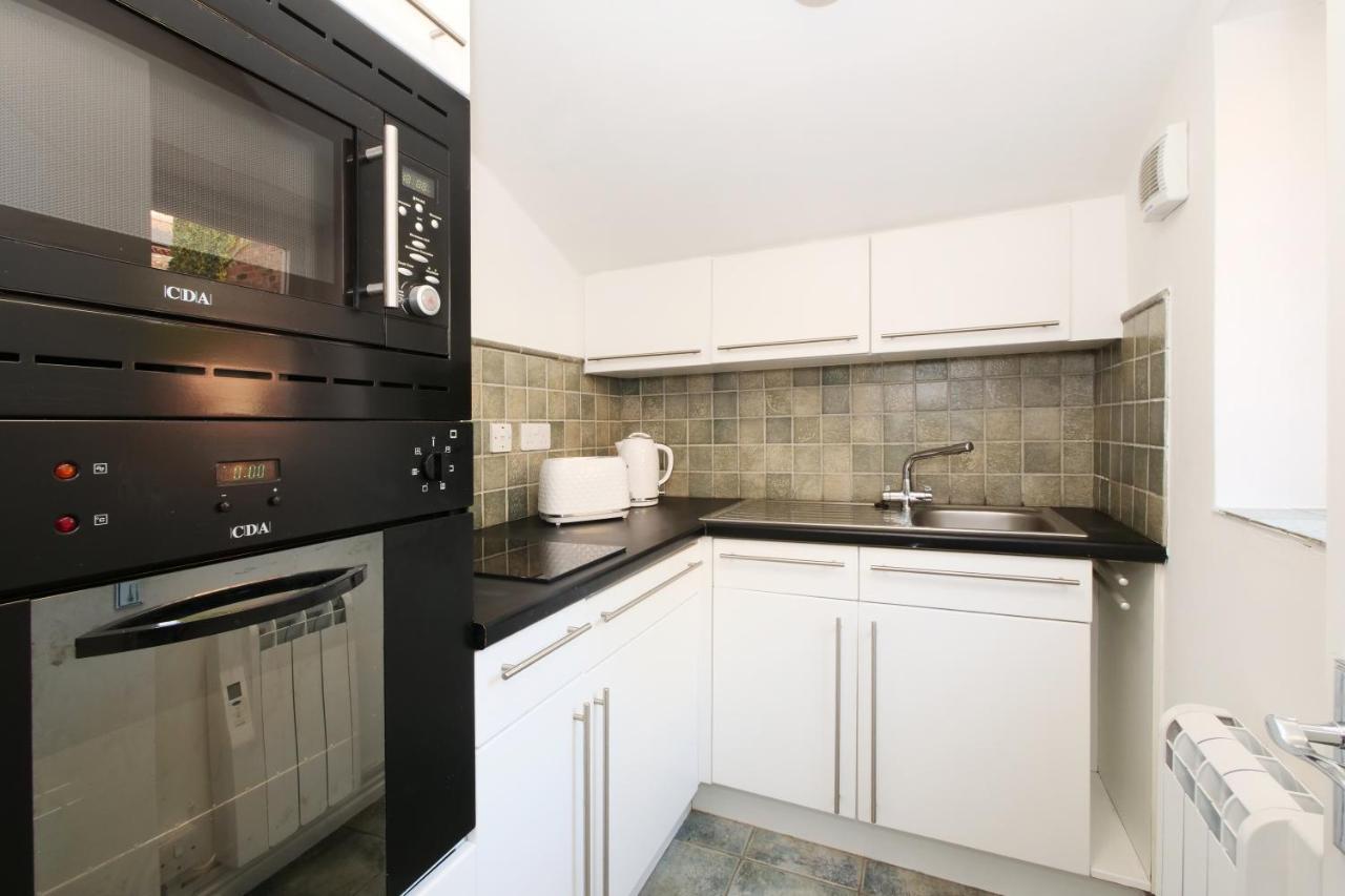 Apartemen Stodham - One Bed Near Minster *