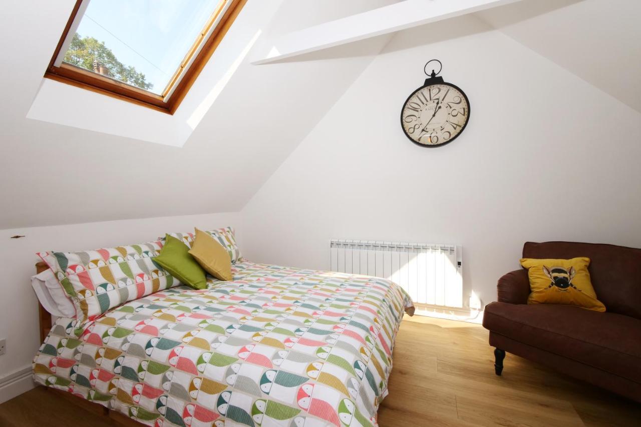 Stodham - One Bed Near Minster Apartemen *
